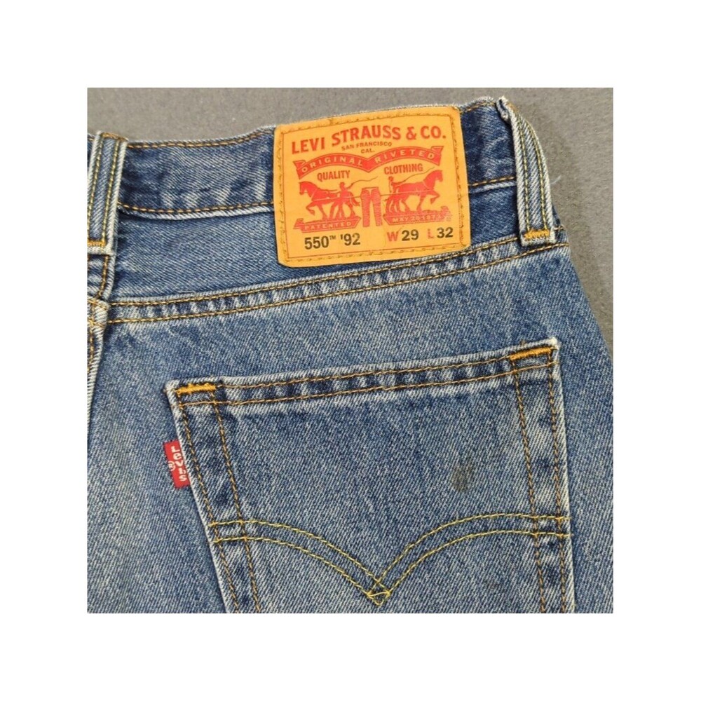 Levi's Jeans Men's 29x32 Fits 29x30 Blue 550 '92 Relaxed Taper Fit Denim